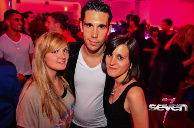 Cliquer pour voir l'image en taille réelle