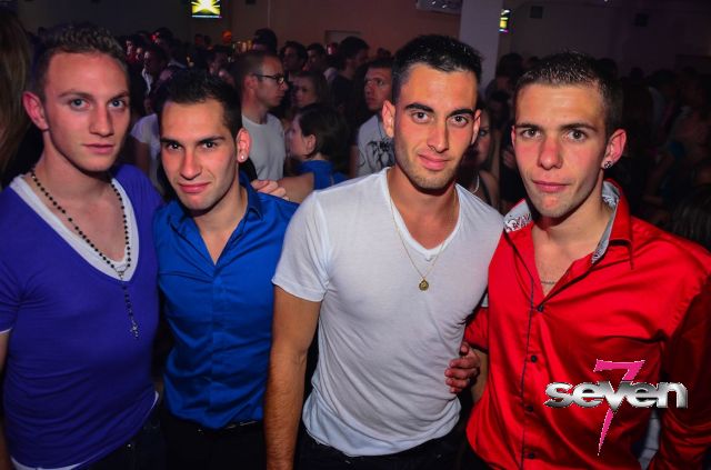 Cliquer pour voir l'image en taille réelle