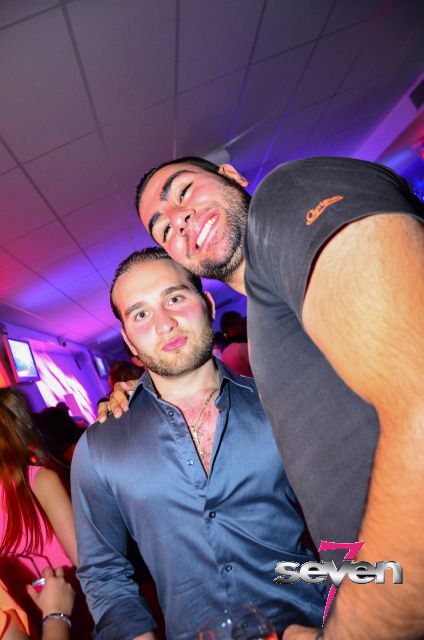 Cliquer pour voir l'image en taille réelle