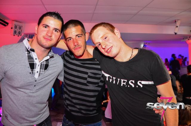 Cliquer pour voir l'image en taille réelle