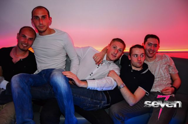 Cliquer pour voir l'image en taille réelle