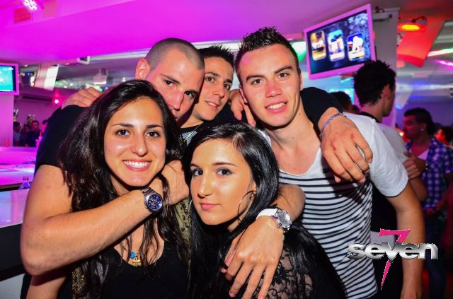 Cliquer pour voir l'image en taille réelle