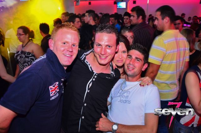 Cliquer pour voir l'image en taille réelle