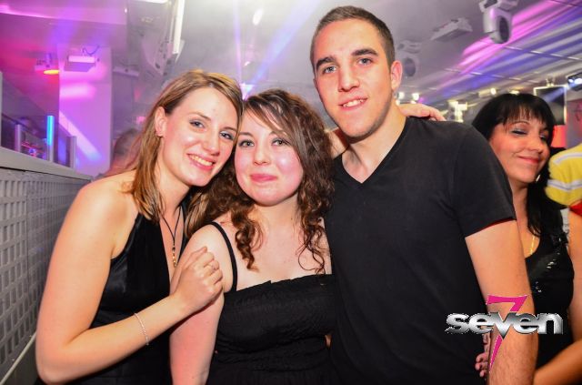 Cliquer pour voir l'image en taille réelle