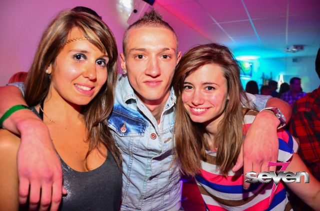 Cliquer pour voir l'image en taille réelle