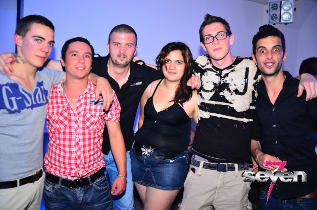 Cliquer pour voir l'image en taille réelle