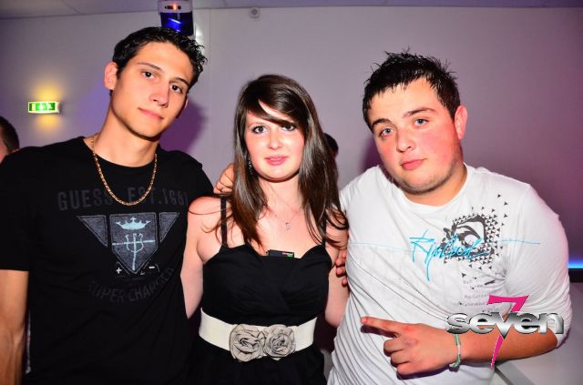 Cliquer pour voir l'image en taille réelle