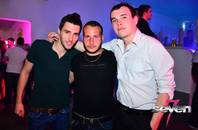 Cliquer pour voir l'image en taille réelle