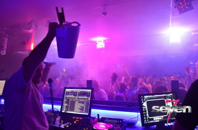 Cliquer pour voir l'image en taille réelle