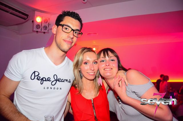 Cliquer pour voir l'image en taille réelle