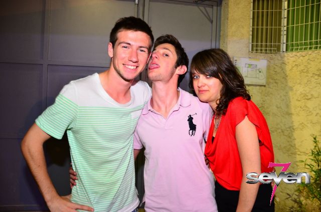 Cliquer pour voir l'image en taille réelle