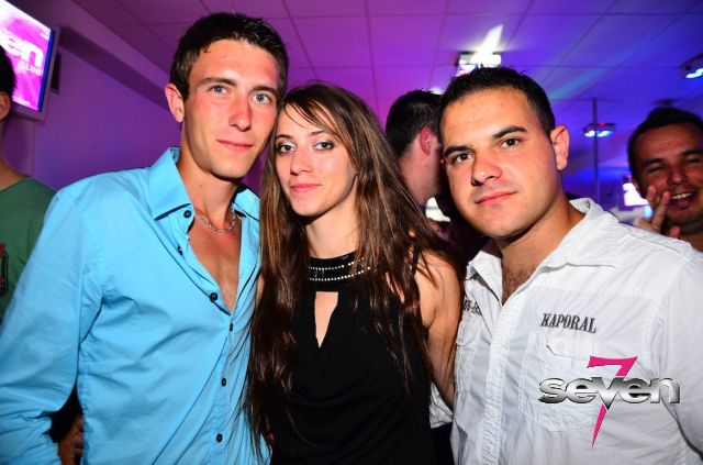 Cliquer pour voir l'image en taille réelle