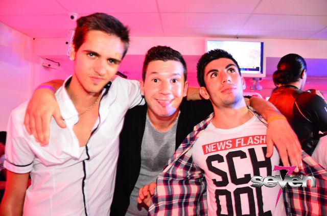 Cliquer pour voir l'image en taille réelle