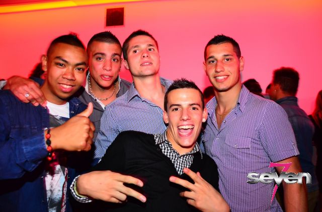 Cliquer pour voir l'image en taille réelle