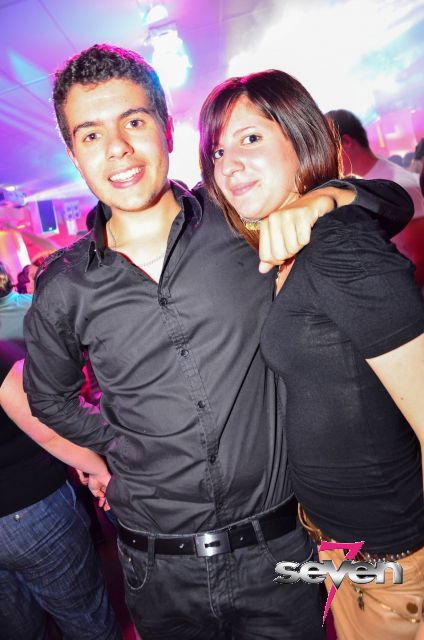 Cliquer pour voir l'image en taille réelle