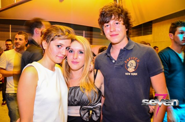 Cliquer pour voir l'image en taille réelle