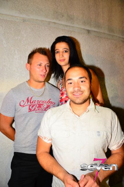 Cliquer pour voir l'image en taille réelle