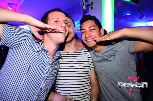 Cliquer pour voir l'image en taille réelle