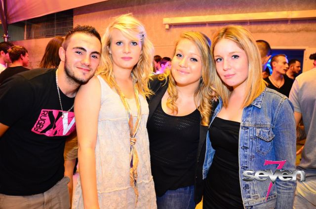 Cliquer pour voir l'image en taille réelle