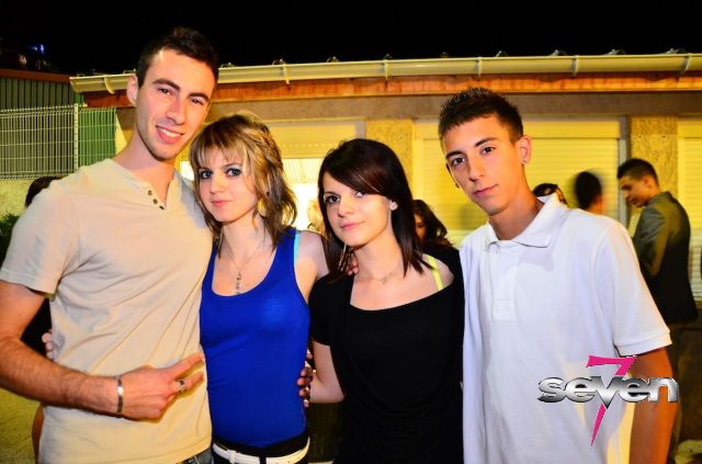 Cliquer pour voir l'image en taille réelle