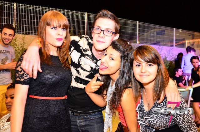 Cliquer pour voir l'image en taille réelle