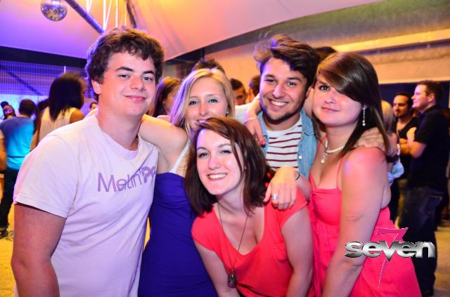 Cliquer pour voir l'image en taille réelle