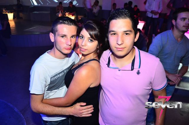 Cliquer pour voir l'image en taille réelle