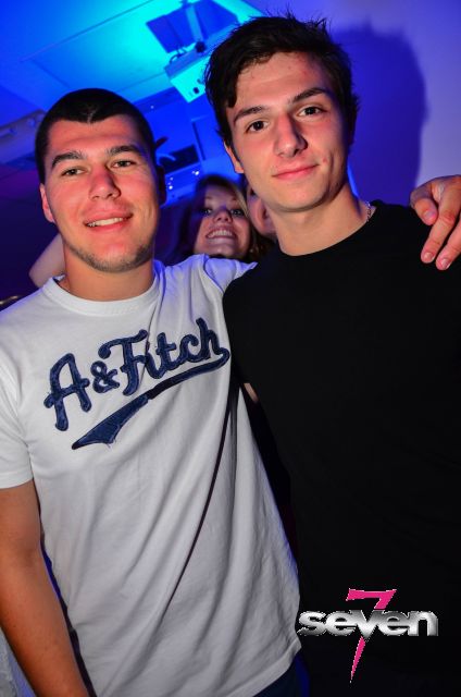 Cliquer pour voir l'image en taille réelle