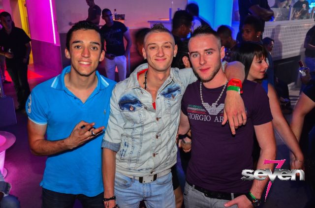 Cliquer pour voir l'image en taille réelle