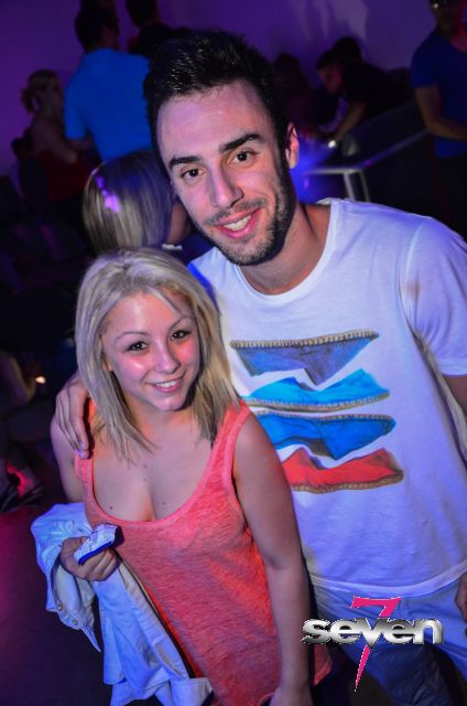 Cliquer pour voir l'image en taille réelle