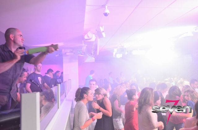 Cliquer pour voir l'image en taille réelle