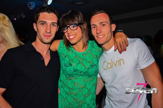 Cliquer pour voir l'image en taille réelle