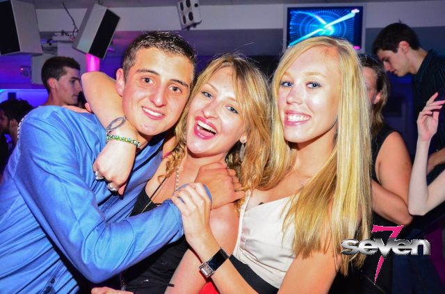 Cliquer pour voir l'image en taille réelle