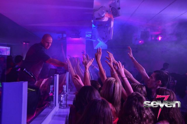 Cliquer pour voir l'image en taille réelle