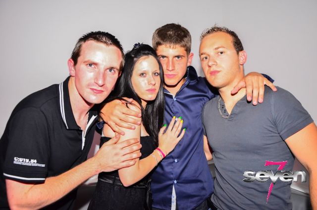 Cliquer pour voir l'image en taille réelle