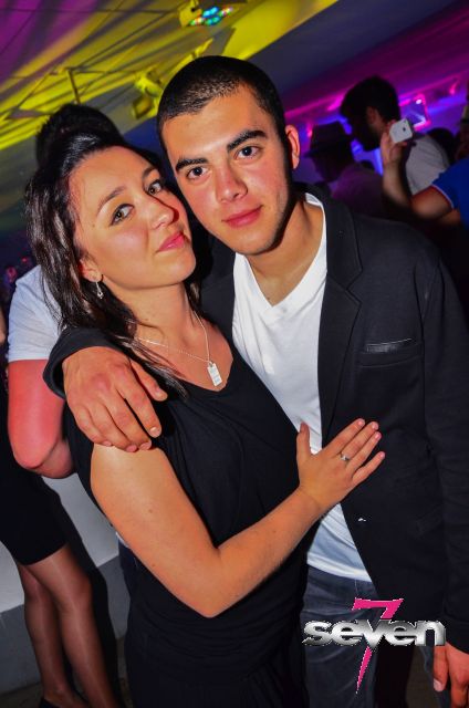 Cliquer pour voir l'image en taille réelle