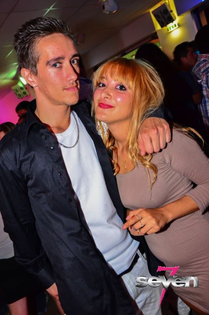 Cliquer pour voir l'image en taille réelle