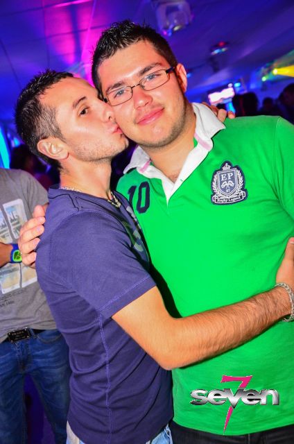 Cliquer pour voir l'image en taille réelle