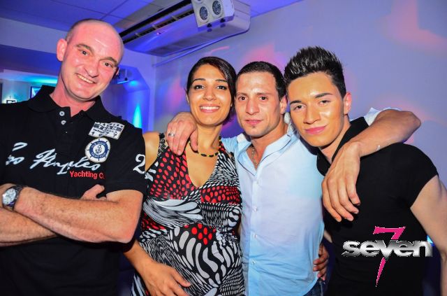 Cliquer pour voir l'image en taille réelle