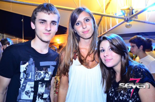 Cliquer pour voir l'image en taille réelle