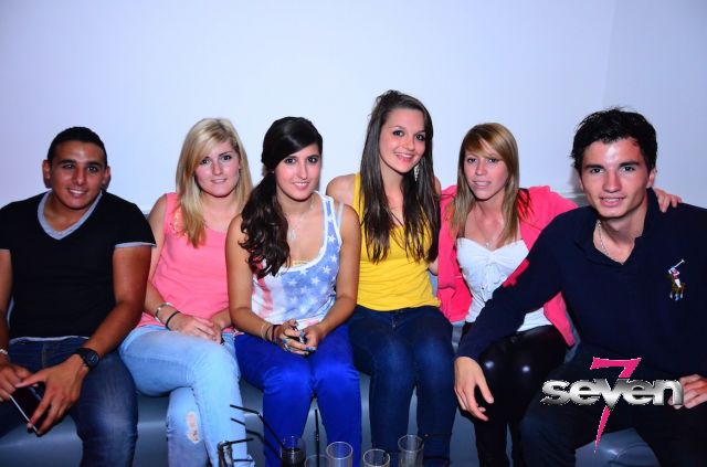 Cliquer pour voir l'image en taille réelle