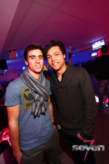 Cliquer pour voir l'image en taille réelle