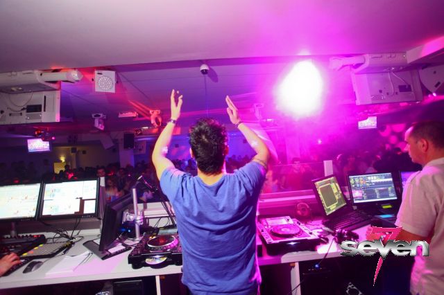 Cliquer pour voir l'image en taille réelle