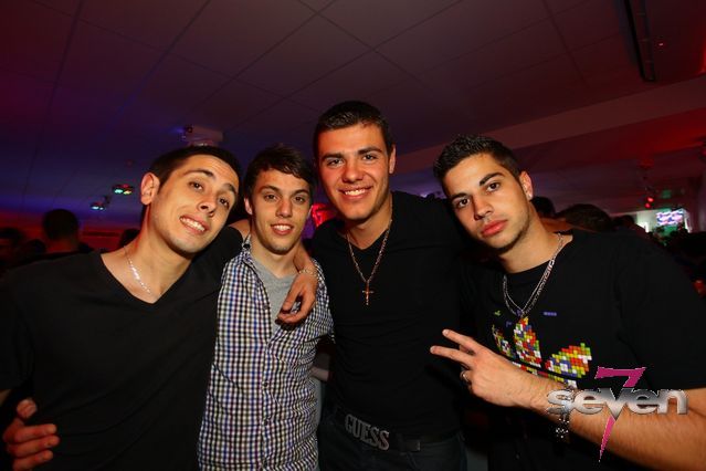 Cliquer pour voir l'image en taille réelle