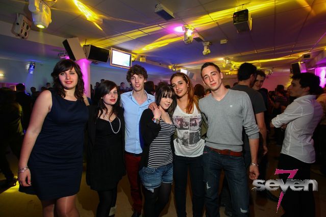 Cliquer pour voir l'image en taille réelle