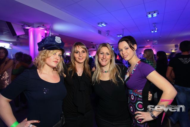 Cliquer pour voir l'image en taille réelle