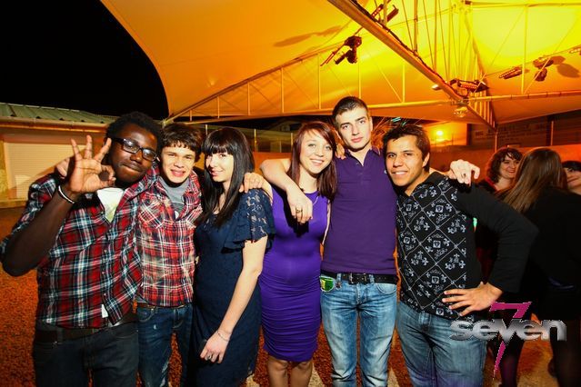 Cliquer pour voir l'image en taille réelle