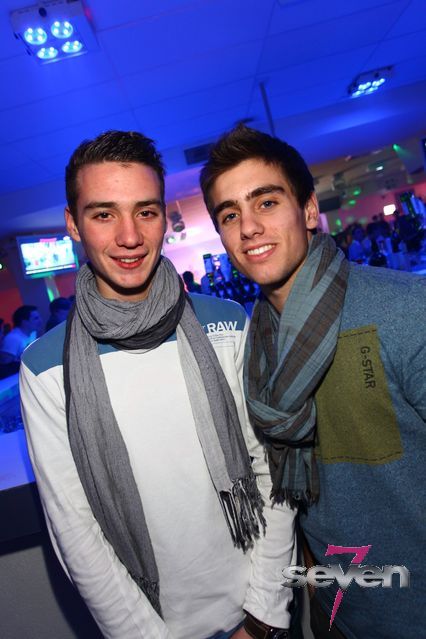 Cliquer pour voir l'image en taille réelle