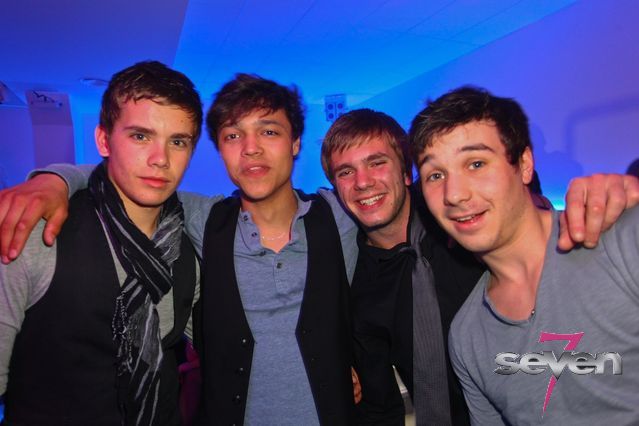 Cliquer pour voir l'image en taille réelle