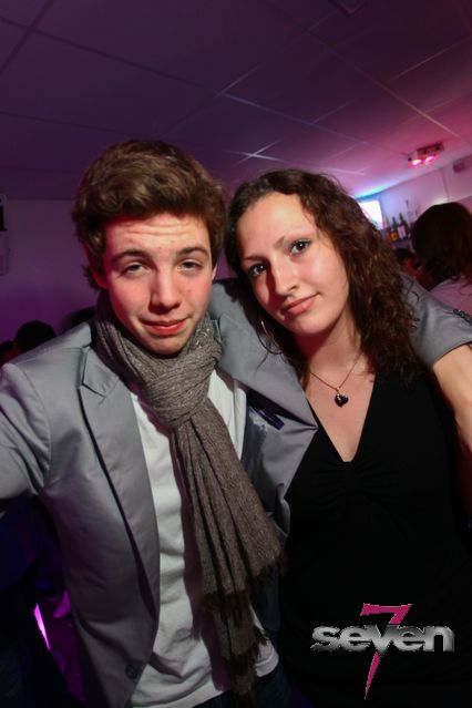 Cliquer pour voir l'image en taille réelle